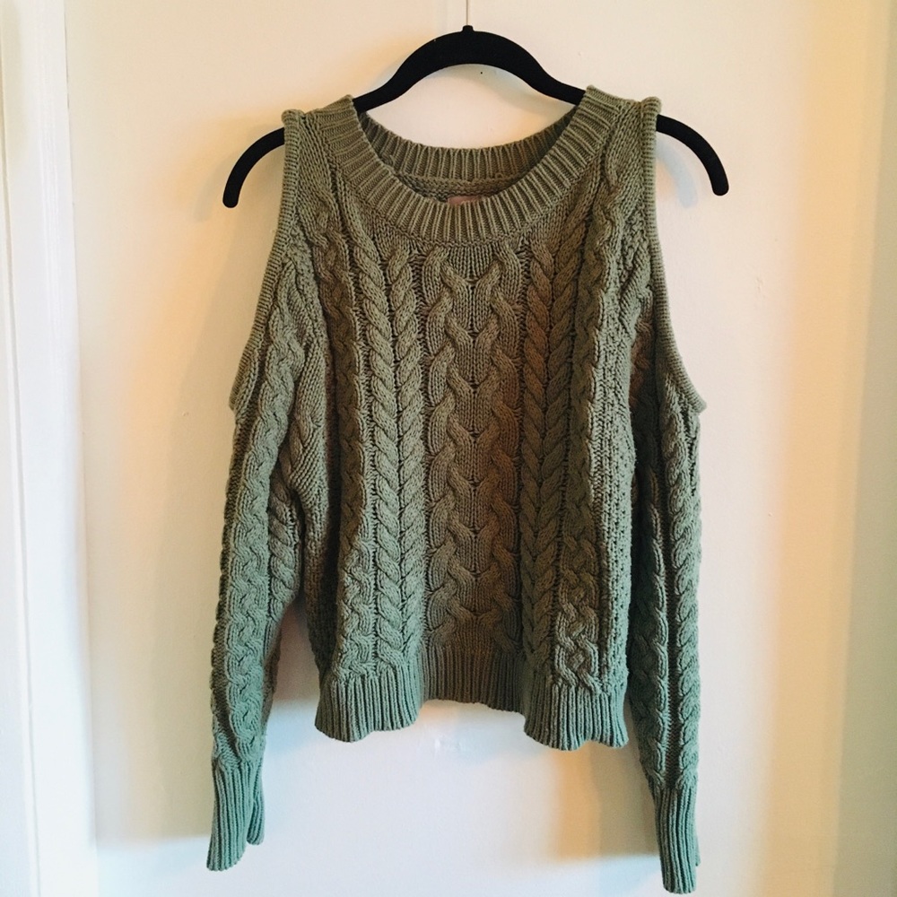 Arie Cold Shoulder Cable Knit Sweater